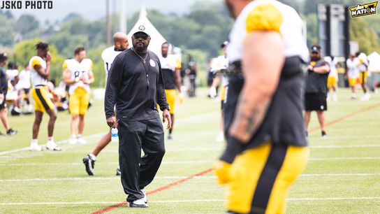 ESPN Writer Predicts Steelers "Downfall" In 2023 Highlighted By Offensive Turnovers From Kenny Pickett  (Steelers News)